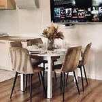 Aparthotel Modrzewiowa Zator Piotrowice (Oswiecim)
