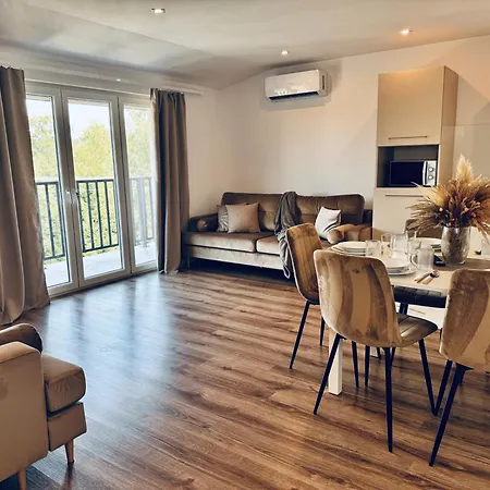 Modrzewiowa Zator 3* Piotrowice (Oswiecim)